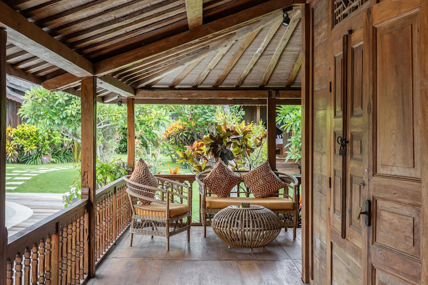 Villa Lina By Optimum Bali Villas Чангу Екстер'єр фото